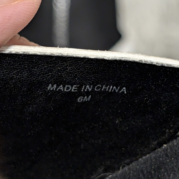 REBECCA MINKOFF Women's White PU Tammi Slides - Picture 8 of 8